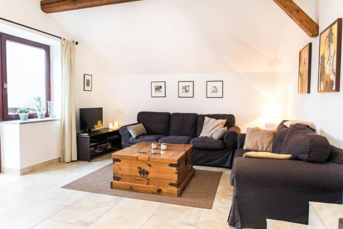House Maharac With 3 Apartments Till 18 Persons Kamno Екстериор снимка