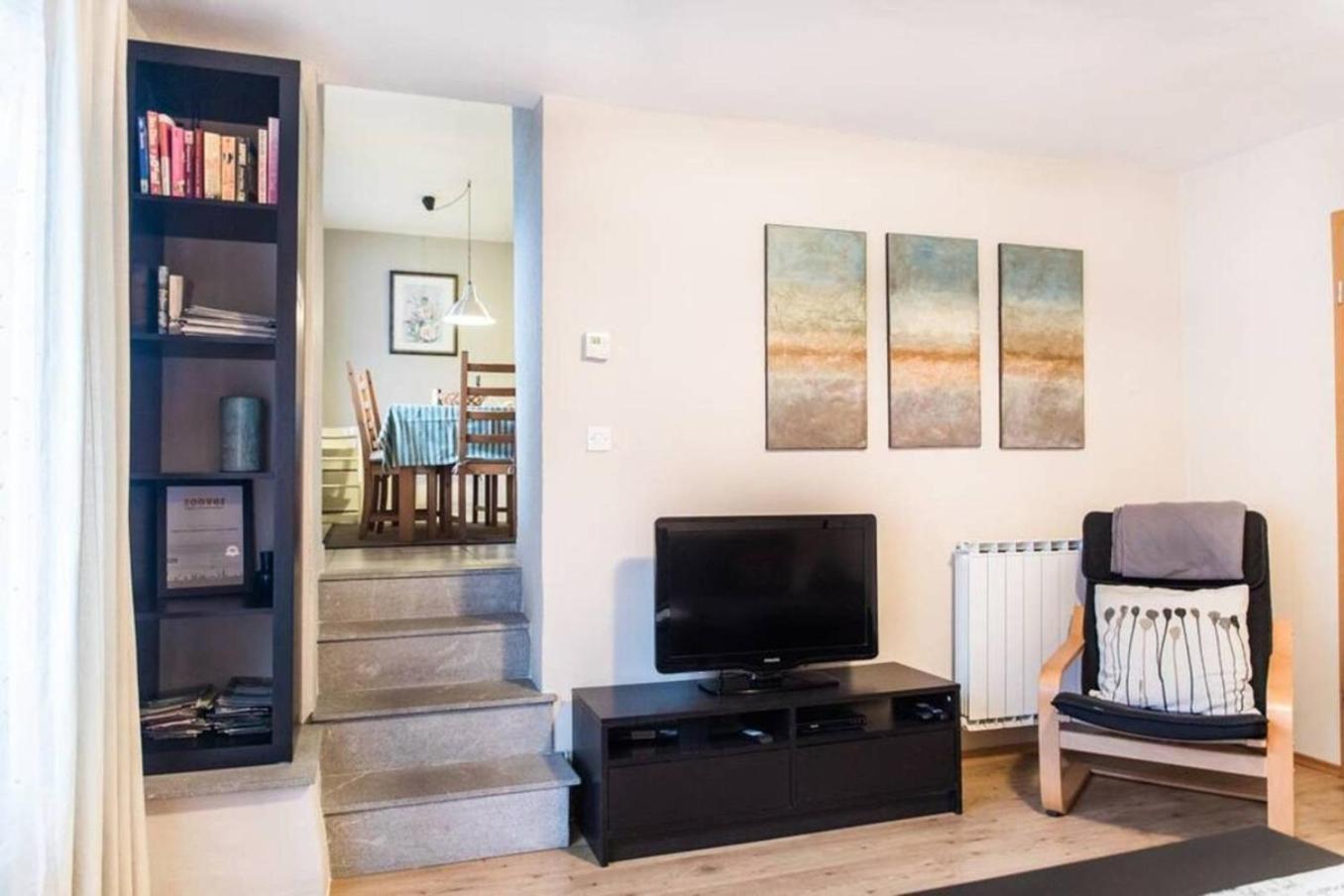House Maharac With 3 Apartments Till 18 Persons Kamno Екстериор снимка