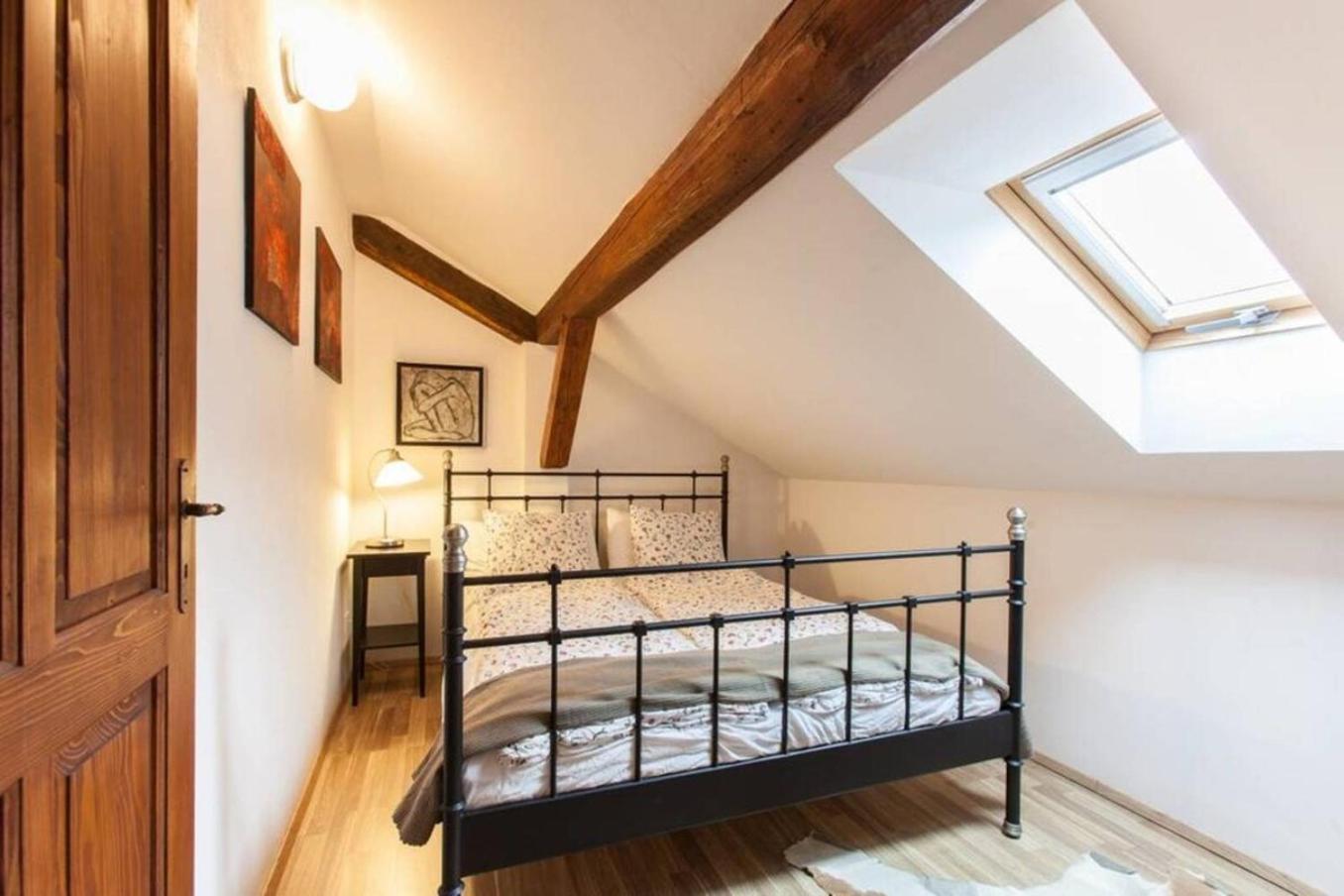 House Maharac With 3 Apartments Till 18 Persons Kamno Екстериор снимка